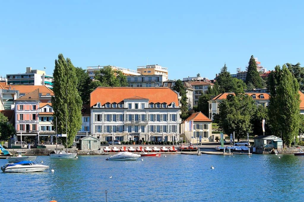 1200px Lausanne Lake Side Vaud Switzerland panoramio 23 | موسوعة الشرق الأوسط