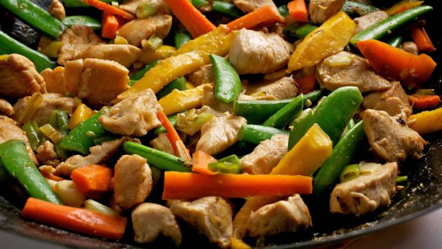 18458 chicken breast with honey and vegetables | موسوعة الشرق الأوسط