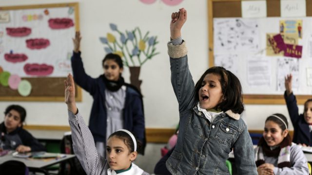 2018 1 22 unrwa schoolGettyImages 908680614 | موسوعة الشرق الأوسط