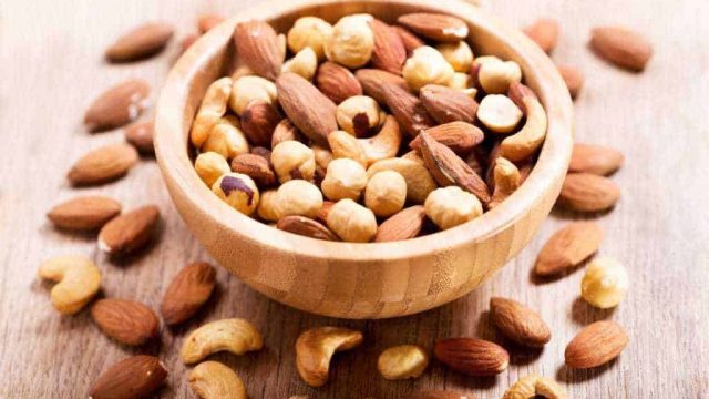 3 wonderful recipes using almonds 1024x714 | موسوعة الشرق الأوسط