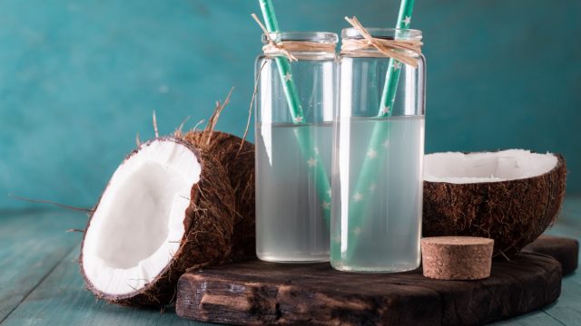 Acqua di cocco | موسوعة الشرق الأوسط