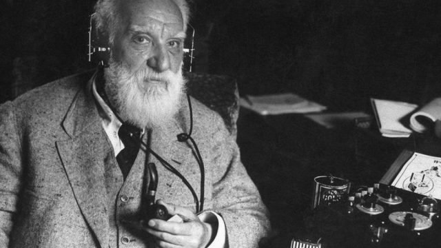 Alexander Graham Bell | موسوعة الشرق الأوسط