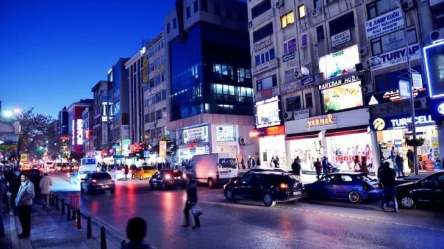 Baghdad street Istanbul | موسوعة الشرق الأوسط