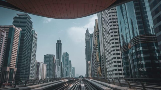 Beborghi dubai metro | موسوعة الشرق الأوسط