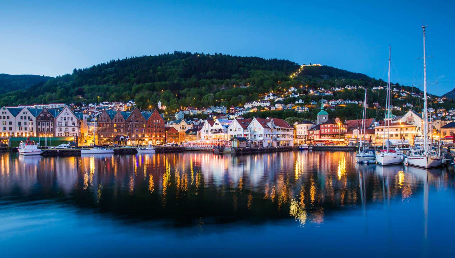 Bergen Wallpaper | موسوعة الشرق الأوسط