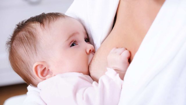 Breastfeeding | موسوعة الشرق الأوسط