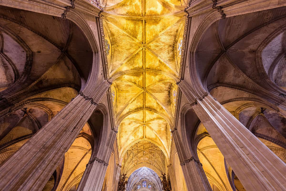 Catedral de Sevilla Sevilla España 2015 12 06 DD 106 108 HDR 1 | موسوعة الشرق الأوسط