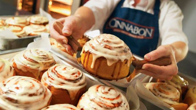 Cinnabon | موسوعة الشرق الأوسط