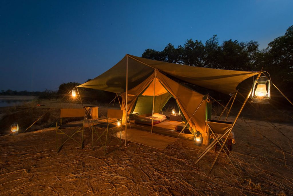 Luangwa Bush Camping Tent | موسوعة الشرق الأوسط