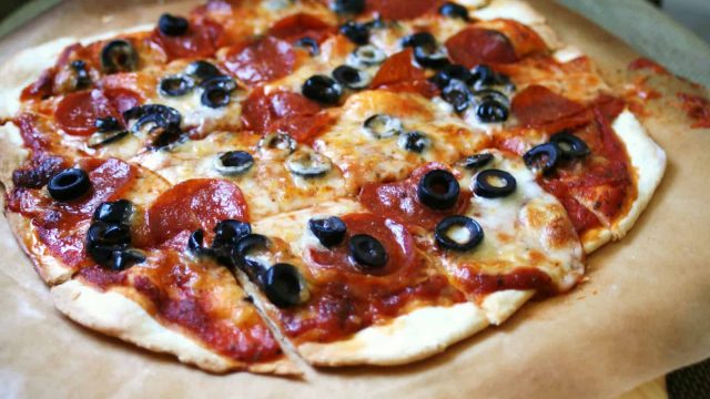 Pizza paste | موسوعة الشرق الأوسط