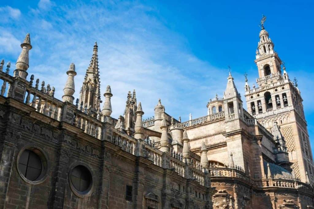 Seville Cathedral 1200x800 | موسوعة الشرق الأوسط