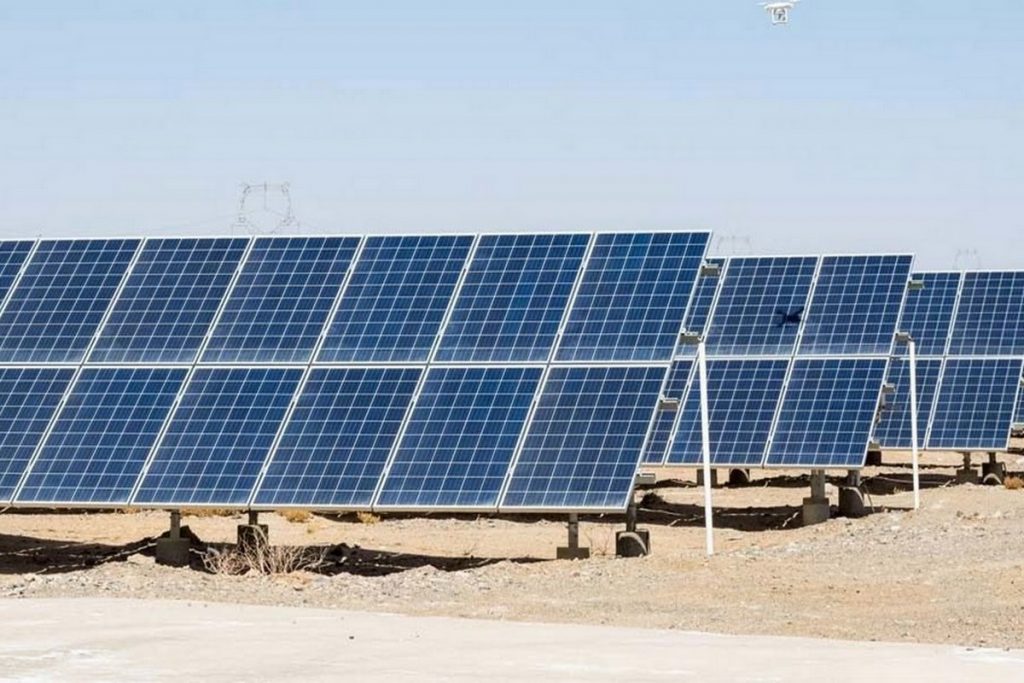 Solar farm sajt | موسوعة الشرق الأوسط