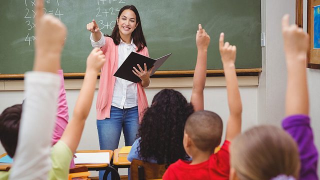 Teacher | موسوعة الشرق الأوسط