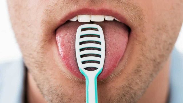 Why You Should Brush Your Tongue Featured Image | موسوعة الشرق الأوسط