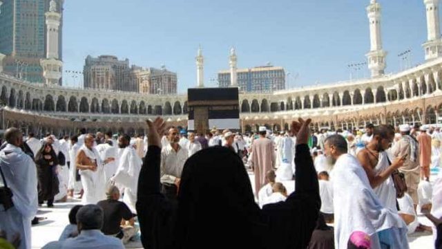 a sinner in mecca 729x483 | موسوعة الشرق الأوسط