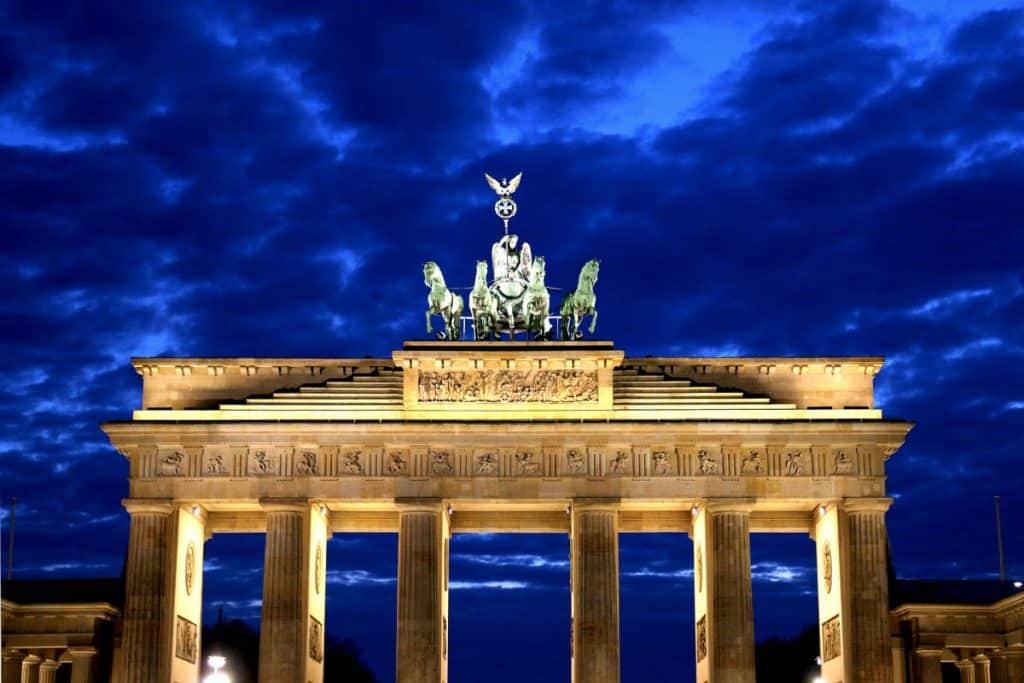 brandenburg gate 417890 19201 | موسوعة الشرق الأوسط