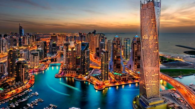 dubai emirates travel offers | موسوعة الشرق الأوسط