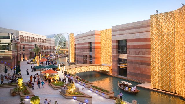 dubai festival city waterfront centre 3 | موسوعة الشرق الأوسط