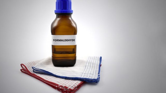 formaldehyde solution 1200x800 | موسوعة الشرق الأوسط