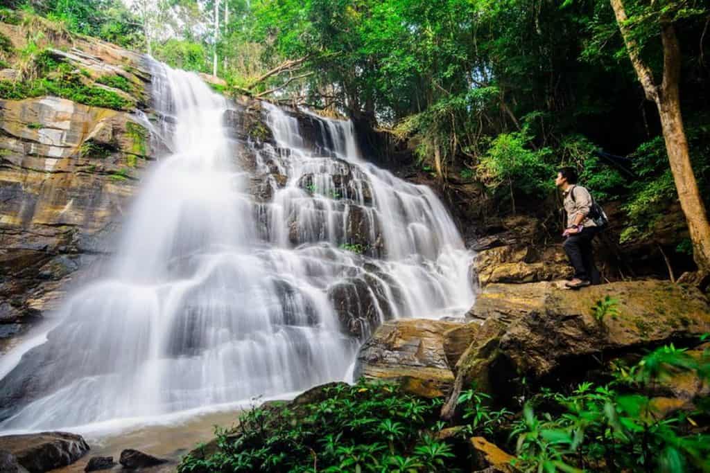 huay kaew waterfall01 | موسوعة الشرق الأوسط