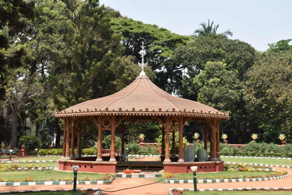 in blr lal bagh | موسوعة الشرق الأوسط