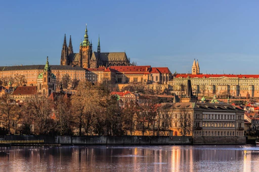 prague castle 1 | موسوعة الشرق الأوسط