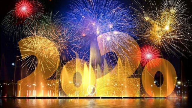 أجدد خلفيات رأس السنة 2020 Happy New Year | موسوعة الشرق الأوسط