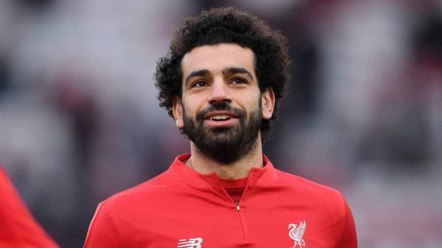 أخبار سارة لمحبي محمد صلاح لاعب نادي ليفربول | موسوعة الشرق الأوسط