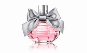 عطر Mademoiselle Azzaro L’Eau Tres Belle من Azzaro | موسوعة الشرق الأوسط