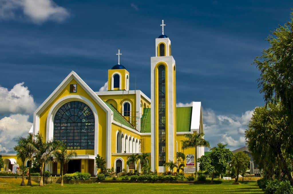 كنيسة Peñafrancia Basilica | موسوعة الشرق الأوسط