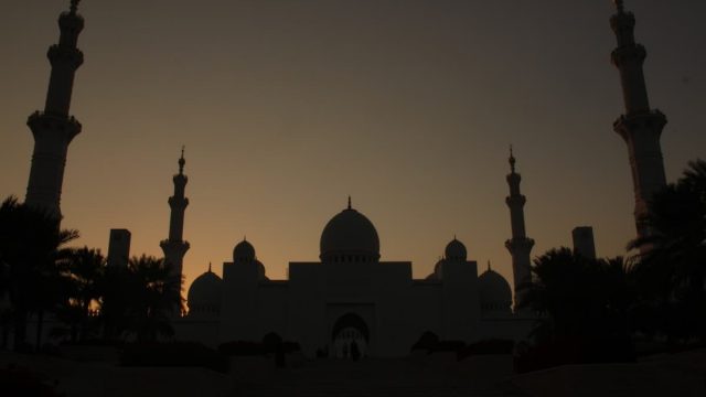 متى يبدأ القيام في رمضان | موسوعة الشرق الأوسط