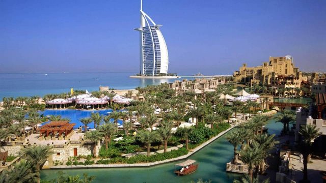 معالم في دولة الإمارات | موسوعة الشرق الأوسط